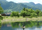 明神池とトロッコ列車 (南阿蘇鉄道)