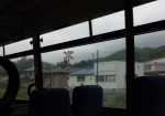 バスのしゃそうから、運休中の山田線の線路が見えました。