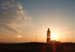 早朝能取岬灯台と日の出