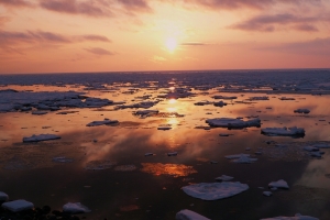 美しき流氷のオホーツク海