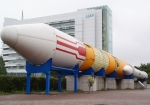 日本が誇るH-?型ロケット実物大。一度種子島宇宙センターからの打ち上げが見たいものです。