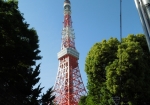 少し遠目から・・・／東京タワー