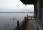 回廊から臨む琵琶湖
