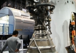 日本のH-?ロケットエンジン実物大。これ一基でジェットエンジン四基分の出力に相当するそうです