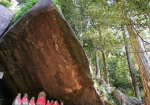 「野呂山登山道・歴史コース」の弘法寺周辺の札所。奇岩巨岩や札所を巡る自然散策はオススメです。