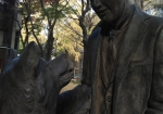 弥生キャンパス。ハチ公と上野英三郎博士の像が東大に建ちました！（2015年3月8日　ハチ公没後80年目の命日に）。