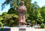 和気清麻呂公の銅像です
